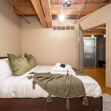 Historic Jd Loft, Near Ice District, Rogers Place, Ug Parking Edmonton Esterno foto