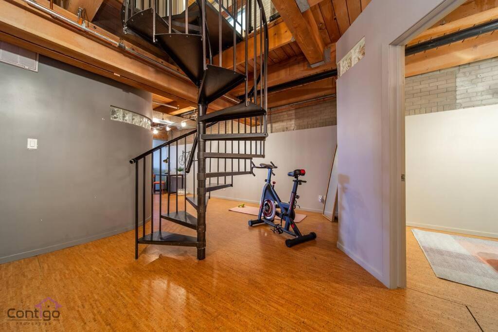 Historic Jd Loft, Near Ice District, Rogers Place, Ug Parking Edmonton Esterno foto