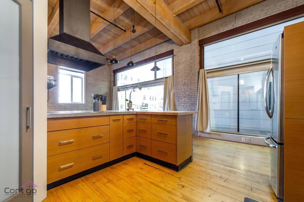 Historic Jd Loft, Near Ice District, Rogers Place, Ug Parking Edmonton Esterno foto