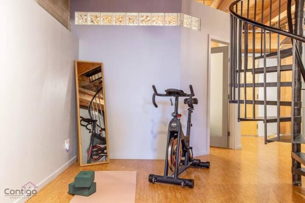Historic Jd Loft, Near Ice District, Rogers Place, Ug Parking Edmonton Esterno foto