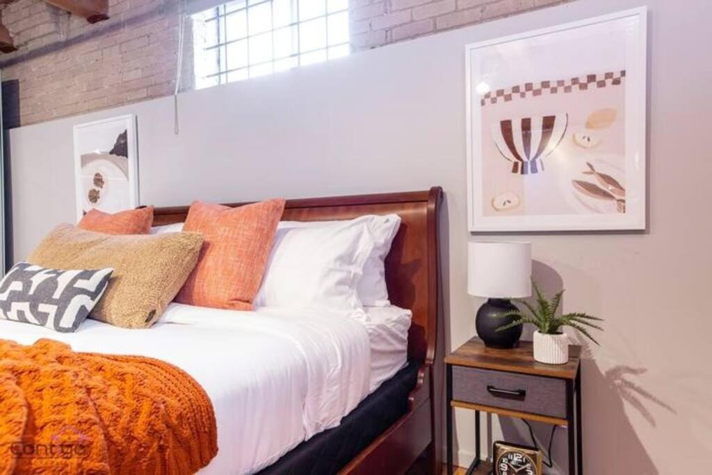 Historic Jd Loft, Near Ice District, Rogers Place, Ug Parking Edmonton Esterno foto
